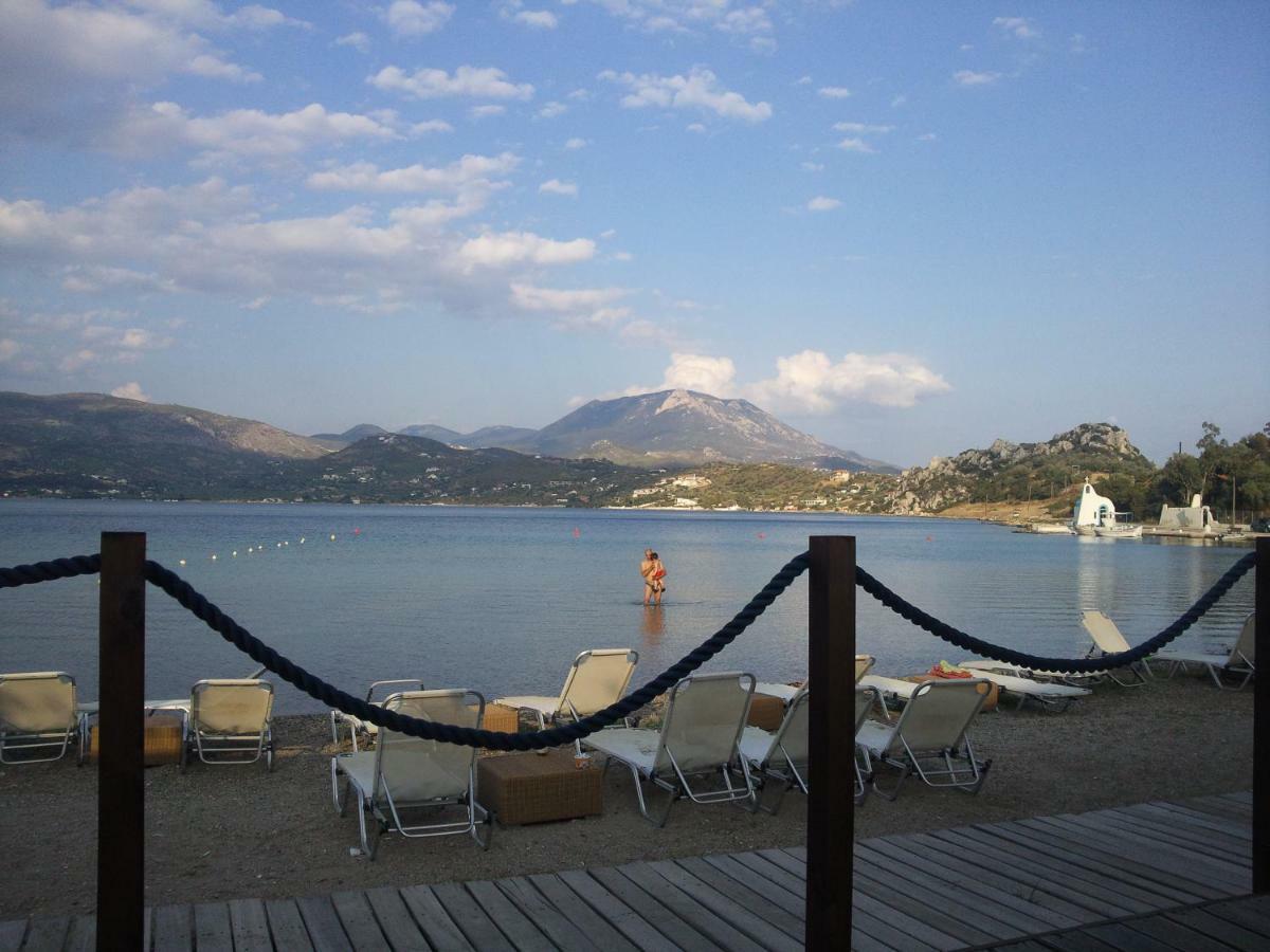Beautiful House By The Sea,Loutraki Skaloma. Villa Luaran gambar