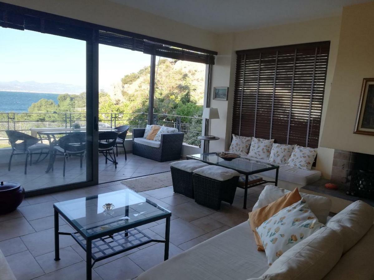 Beautiful House By The Sea,Loutraki Skaloma. Villa Luaran gambar